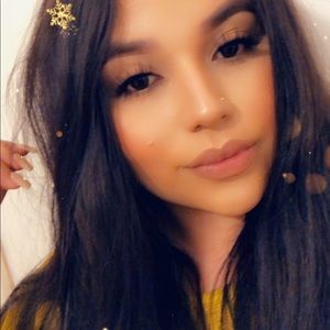 Meet your Posher, Ivette